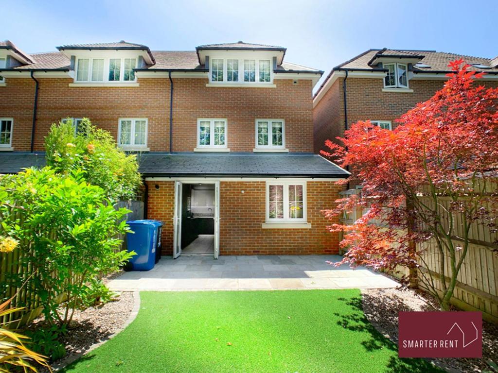 Maidenhead, Leander - 3 Bedroom - Parking & Garden 外观 照片